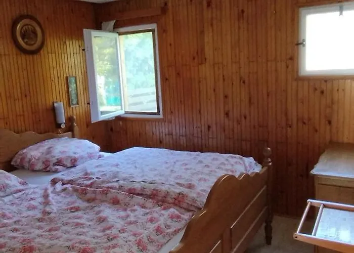 Im Donauknie Fuer Familien & Hunde Prázdninový dům *